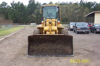 Caterpillar 924F rubber tire loader