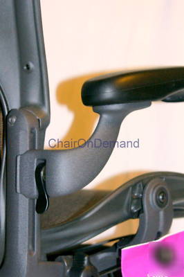 Herman miller aeron fully loaded posturefit size b 2008