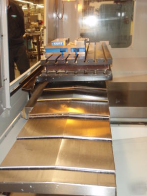 2008 haas VF5 vertical machining center