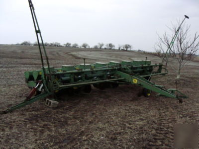 John deere 8350 drill planter 