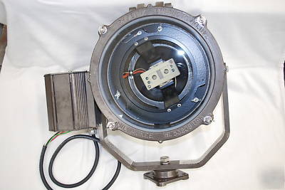 Phoenix csi 64 long throw spotlight CS164/1000/hr-360