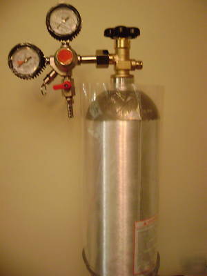 New 5LB CO2 cylinder with 2 gage regulator system 5 lb 