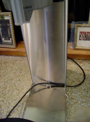 Bunn tea brewer model TB3 automatic tea brewing system
