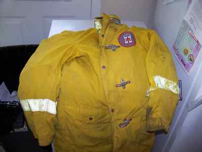 Globe nomex turnout jacket size 42 (used)