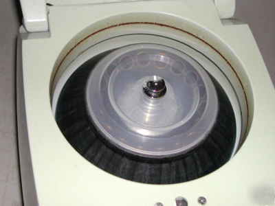 Vwr galaxy 16 microcentrifuge, cap. 18X1.5/2.0ML tubes
