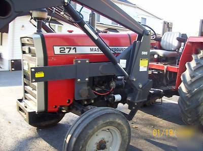 2000 massey ferguson 271 diesel tractor w/ loader only