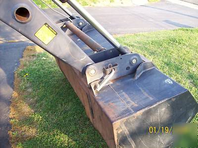 2000 massey ferguson 271 diesel tractor w/ loader only