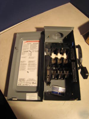 New square d D322NRB 60A general duty safety switch 