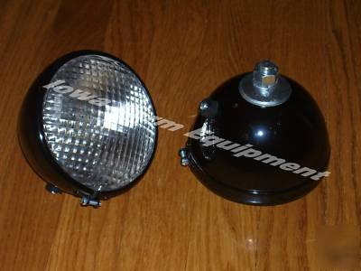 2 john deere 12V teardrop fender lights 620,720,730,830