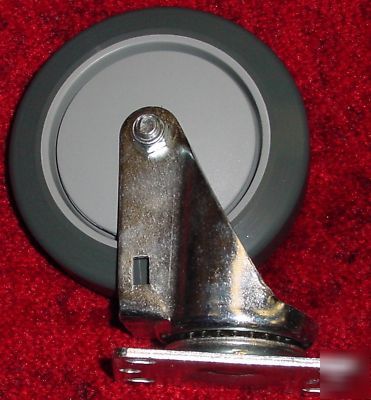 New set of 4 swivel casters with 5