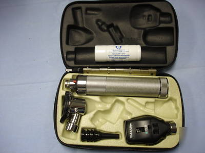 New welch allyn diagnostic set #97200 with heads 