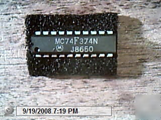 74F374 octal d-type flip-flop with 3-state outputs