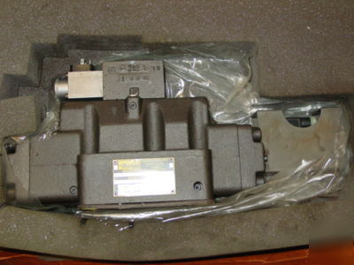 Parker hydraulic valve D81FSA31E4VXP010 hf