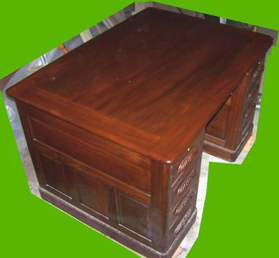 Pedestal pedistle pedestle desk