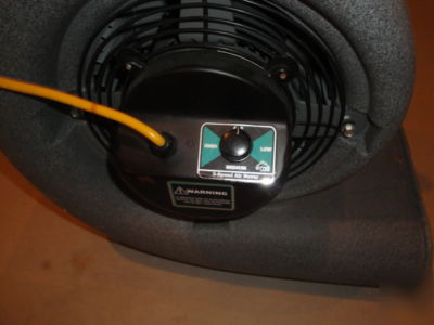 Rotovac powerwand, extractor plus 2 mytee air movers