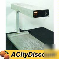 Used free standing carving dump station heat lamp