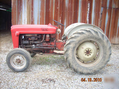 1959 ford model 671 tractor 
