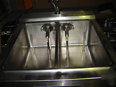 Coldelite 2 flavor, twist ice cream machine watercool