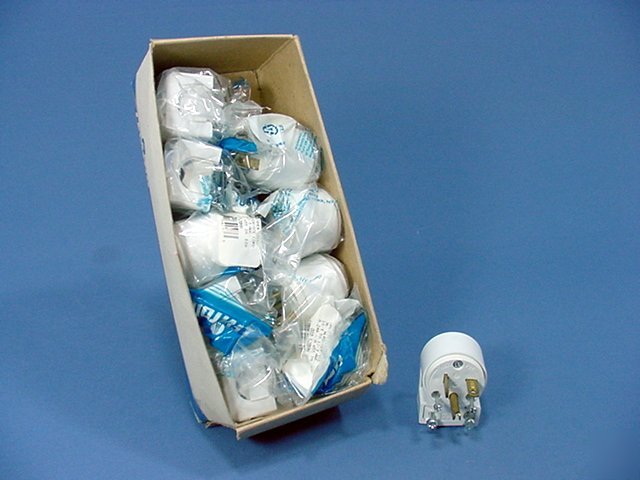 10 leviton right angle plugs 5-20 20A 125V 520AN