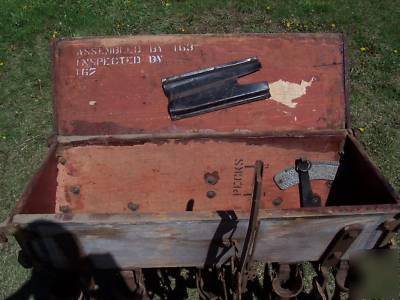 Antique 1906 monitor 5 disc drill seeder complete nice 
