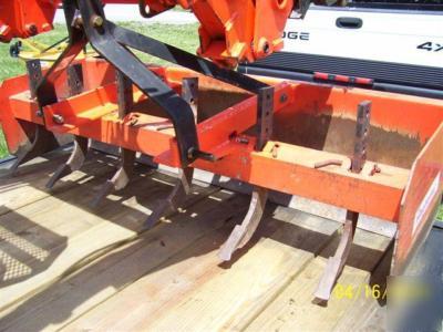 L3130HST kubota 4WD tractor loader/trailer/pallet forks