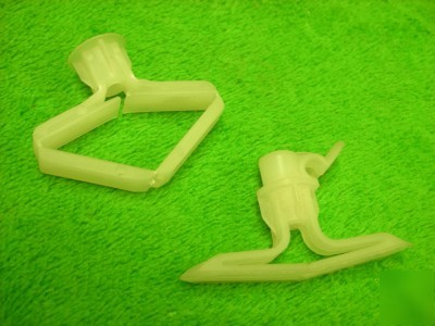 225CT nylon wall toggle hook screw anchor 3/8-1/2
