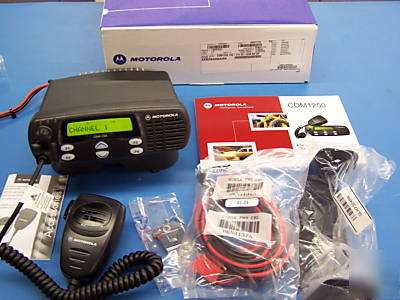 New motorola CDM1250 vhf 136-174 cdm 1250 2009 units