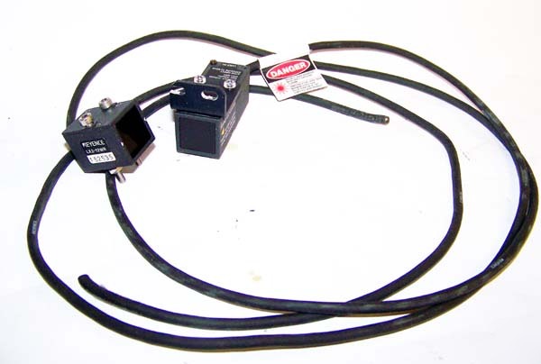 Keyence LX2-v series thrubeam laser sensor head-LX2-12W