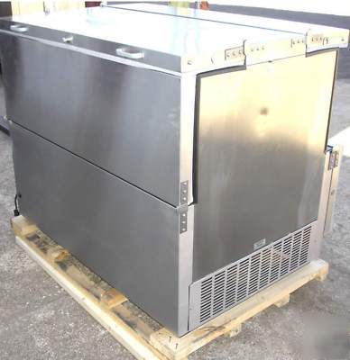 New norlake air-thru dual access milk cooler AR124