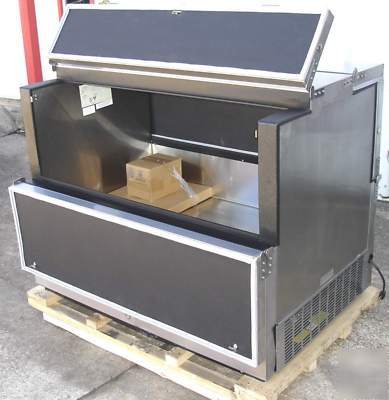 New norlake air-thru dual access milk cooler AR124