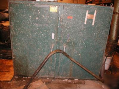 Oliver model B879-12 vertical circular plate saw 