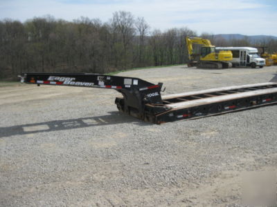 2005 eager beaver 50GSL-3 detachable lowboy trailer