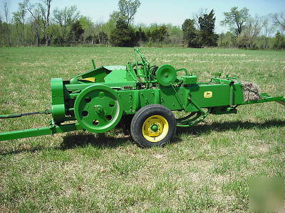 John deere 24T square baler nice condition ready to go