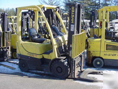 Hyster H30 pneumatic lp forklift, side shifter