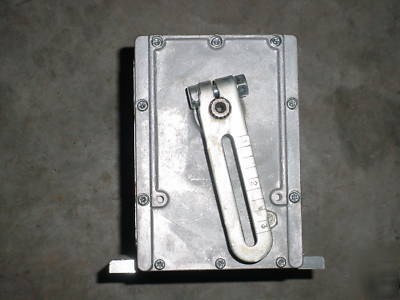 Spring return actuator motor 120 volt 