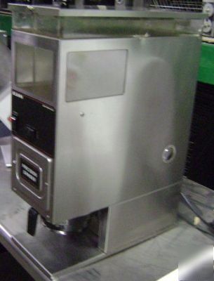 Bunn G9 hd electric burr grinder