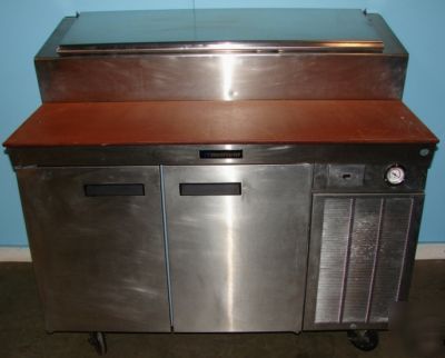 Delfield refrigerated sandwich/pizza prep table, 50