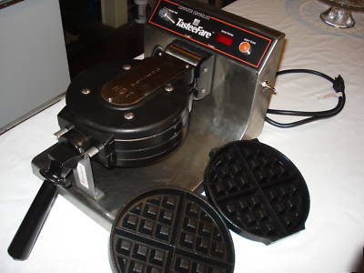 Commercial waffle maker w/ extra plates: great cond 