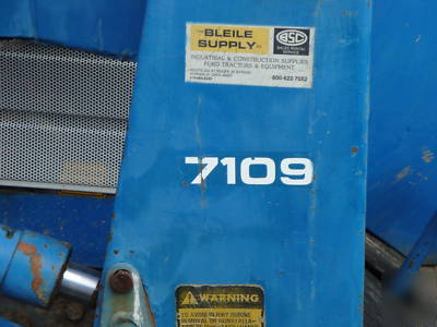 Ford 2120 4WD diesel tractor with loader low hours