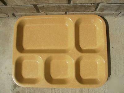 10 cafeteria food trays