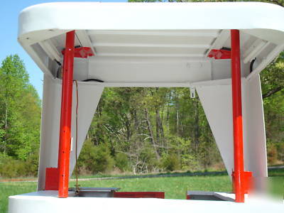 Inside/outside 5 x 5 concession trailer no nice