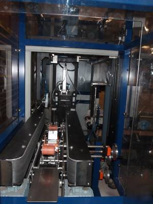Lantech C1000 case erector / box builder