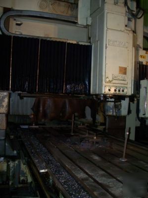 Okuma mcv-16A bridge mill under power inspection ready