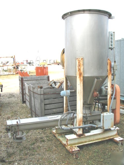 23 cubic foot stainless steel hopper and screw conveyor
