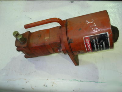 Ditch witch hydraulic horizontal boring attachment