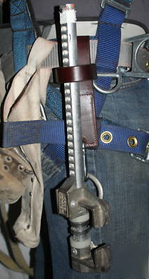 Ironworker beamer holder- ez beamer holder
