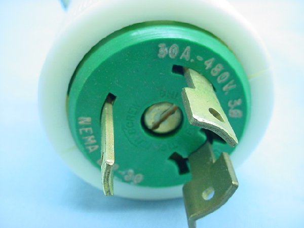 Leviton L12-30 locking plug twist lock 30A 480V 3Ã¸