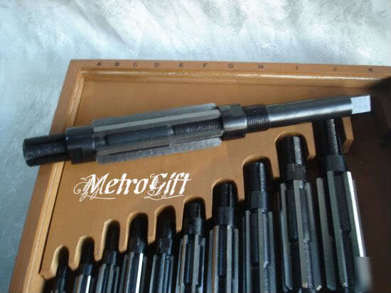 Machinist tooling adjustable hand reamer 11 pc tool set