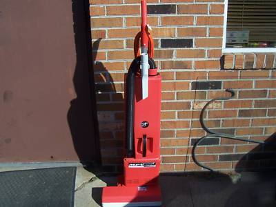 Minuteman model C37115-14 mvp vacuum cleaner 