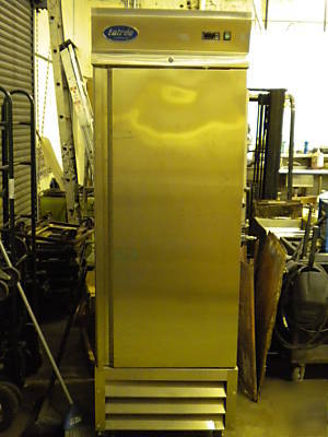 New brand , single door cooler by entree/conotech